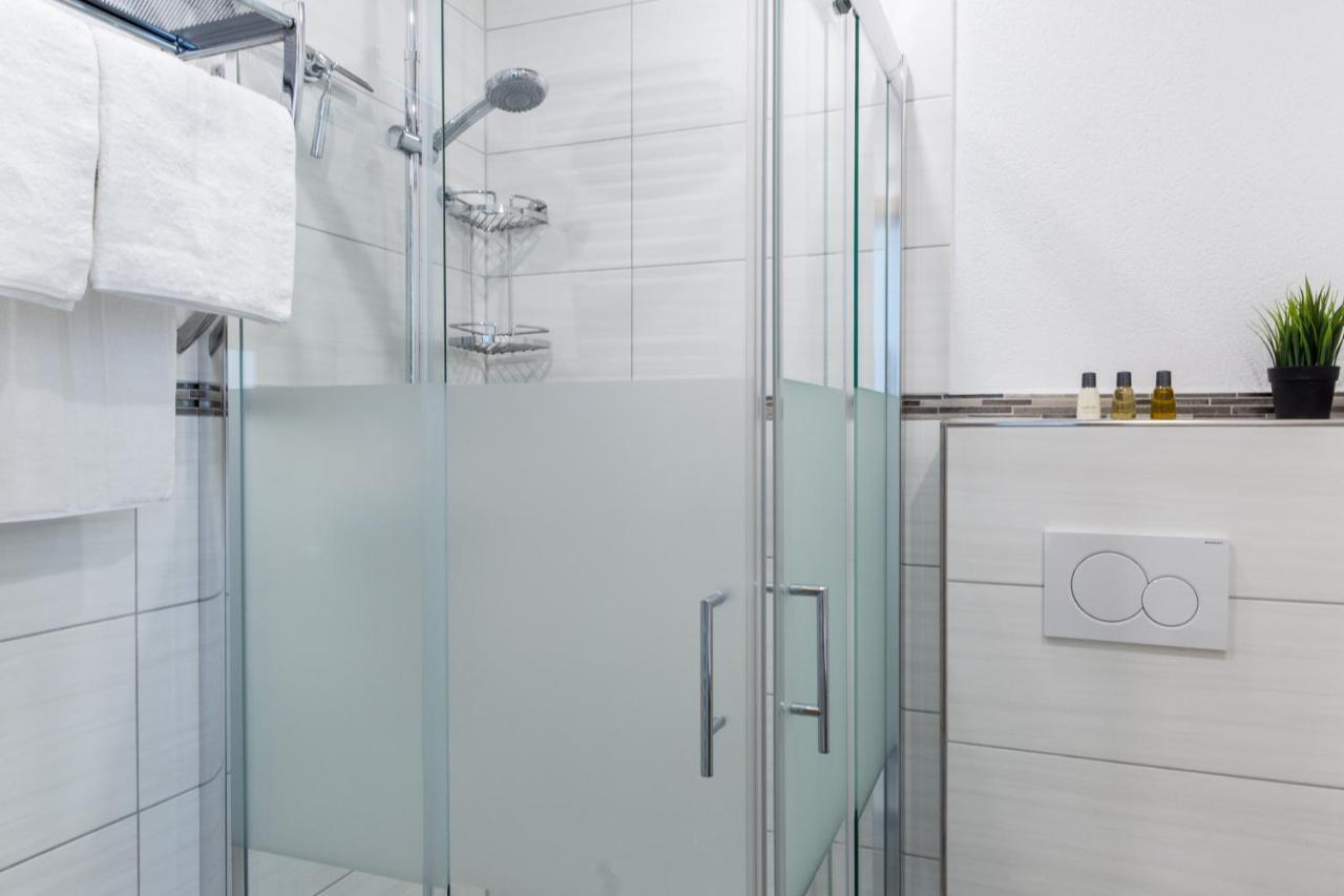 Apartment Eastside Mit 3 Zimmern Fur Bis Zu 5 Personen Mit Balkon Фридрихсхафен Экстерьер фото